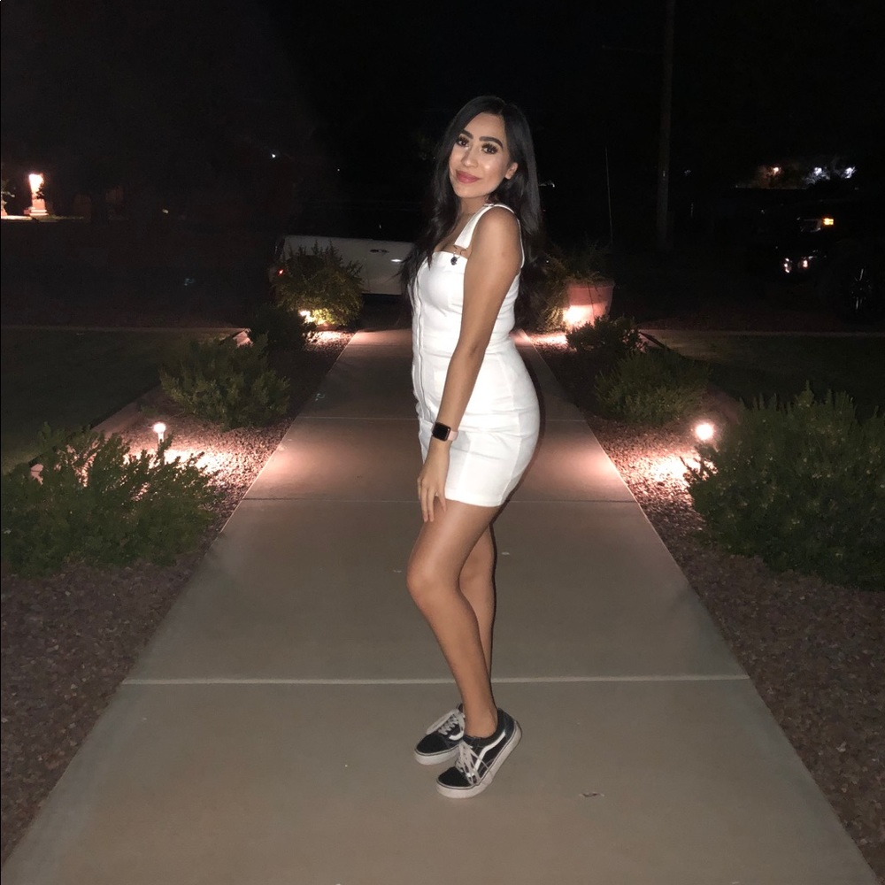 Meet your Posher, Itzel
